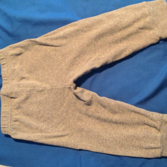 6 pairs of boys pants - Picture 6 of 16